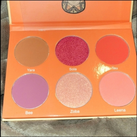 Juvias Place Bundle! - Picture 4 of 8